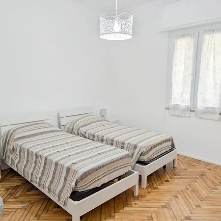 Διαμέρισμα Casa Rina A Due Passi Dal Mare