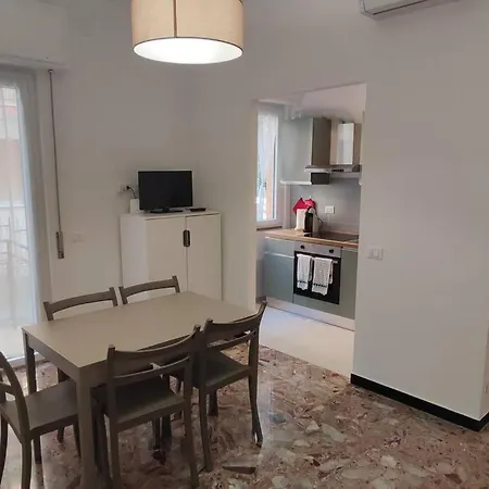 Casa Rina A Due Passi Dal Mare Διαμέρισμα *